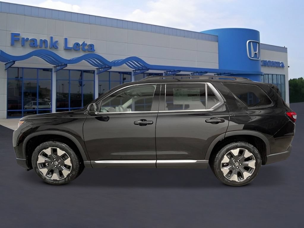 New 2026 Honda Pilot Touring image 2
