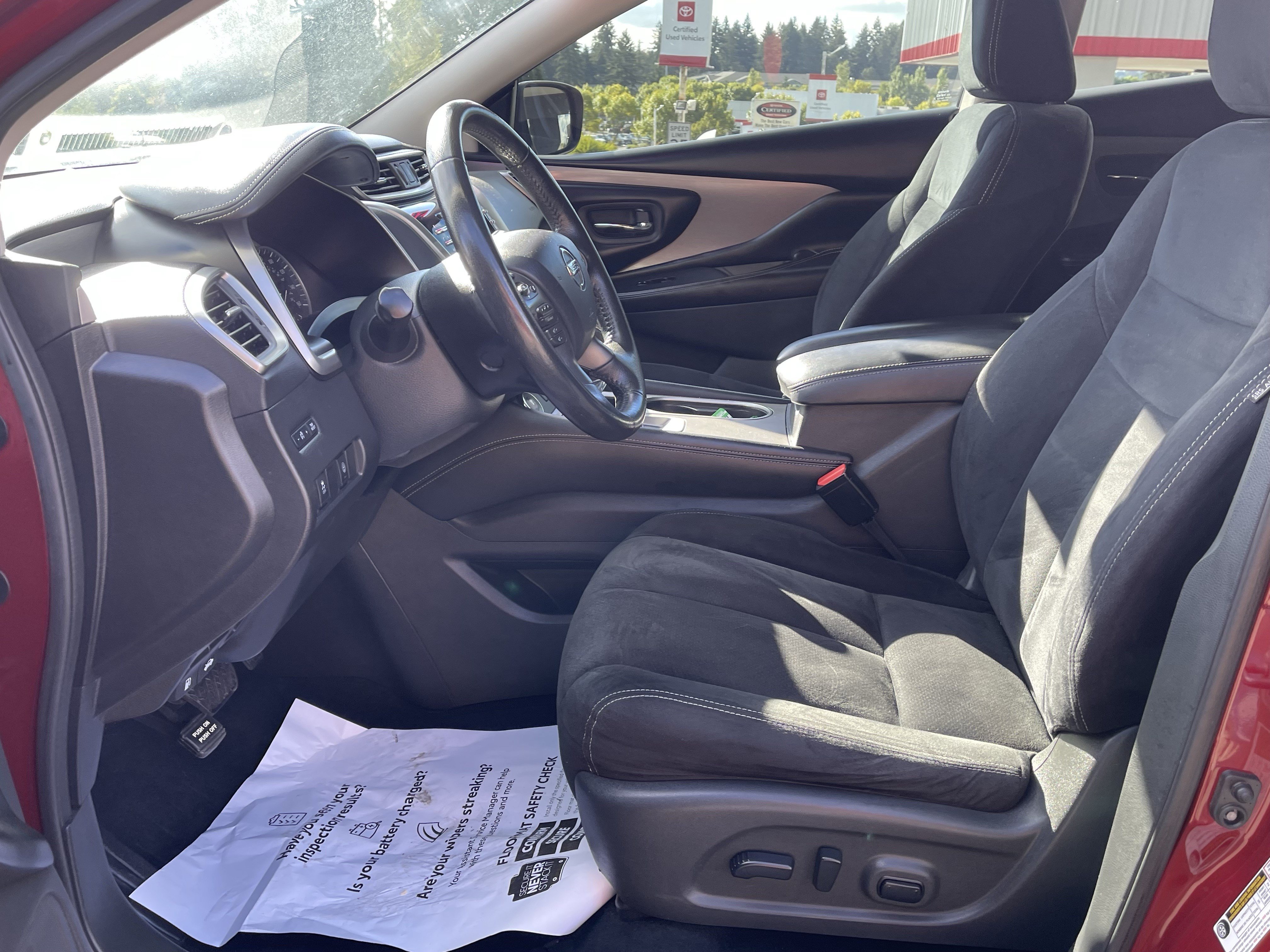 Used 2021 Nissan Murano SV AWD/4WD image 10
