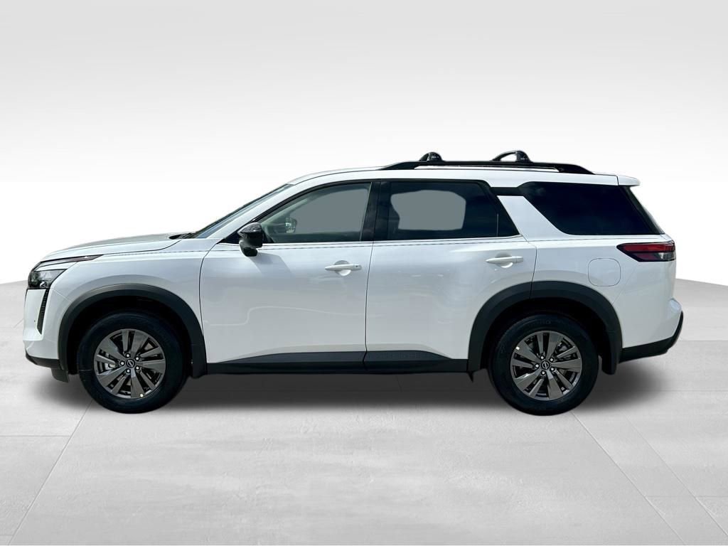 New 2026 Nissan Pathfinder SV image 9