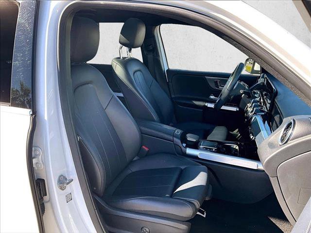 Used 2023 Mercedes-Benz GLB 250 image 9
