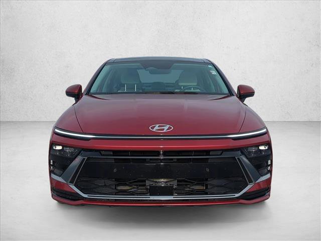 Used 2024 Hyundai Sonata Limited FWD image 2