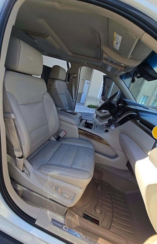 Used 2015 GMC Yukon XL Denali w/ Touring Package image 4