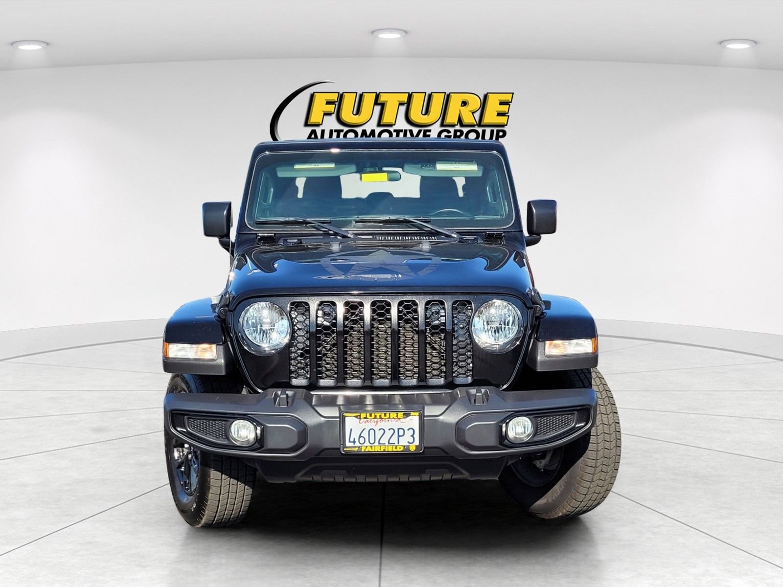 Used 2022 Jeep Gladiator Sport image 4