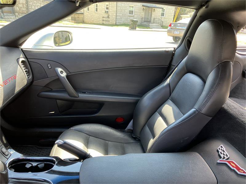 Used 2008 Chevrolet Corvette Coupe w/ Preferred Equipment Group image 17