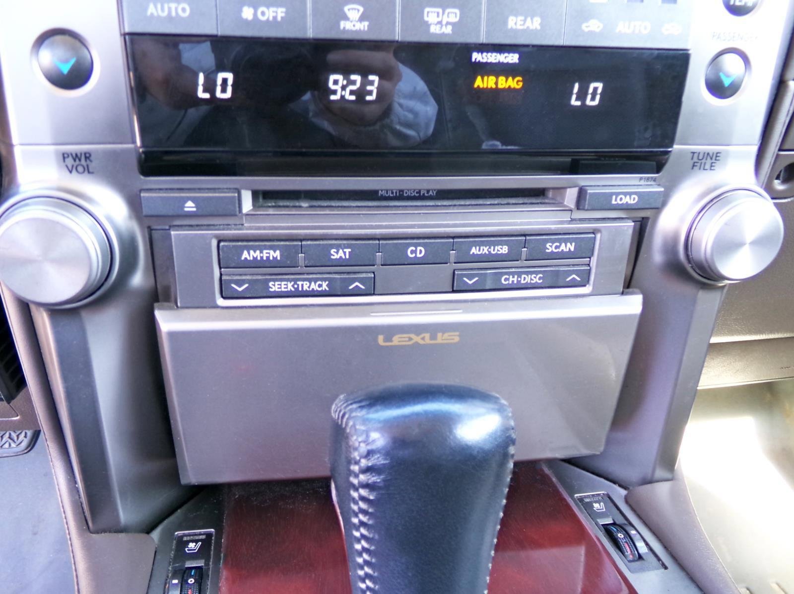 Used 2013 Lexus GX 460 w/ Comfort Plus Pkg image 13