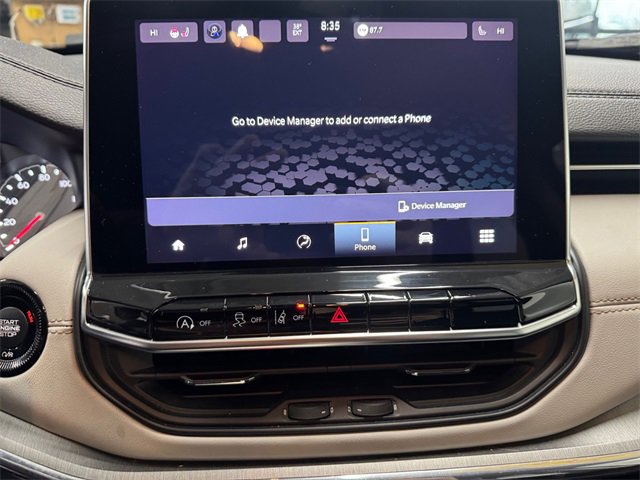 Used 2022 Jeep Compass Limited image 18