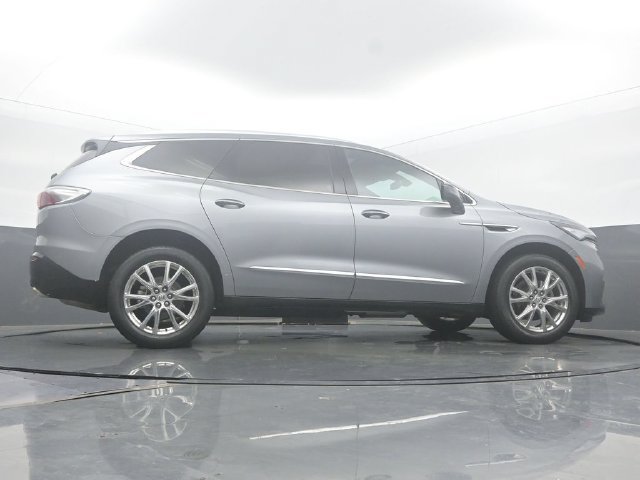 Used 2023 Buick Enclave Essence w/ Experience Buick Package AWD/4WD image 52