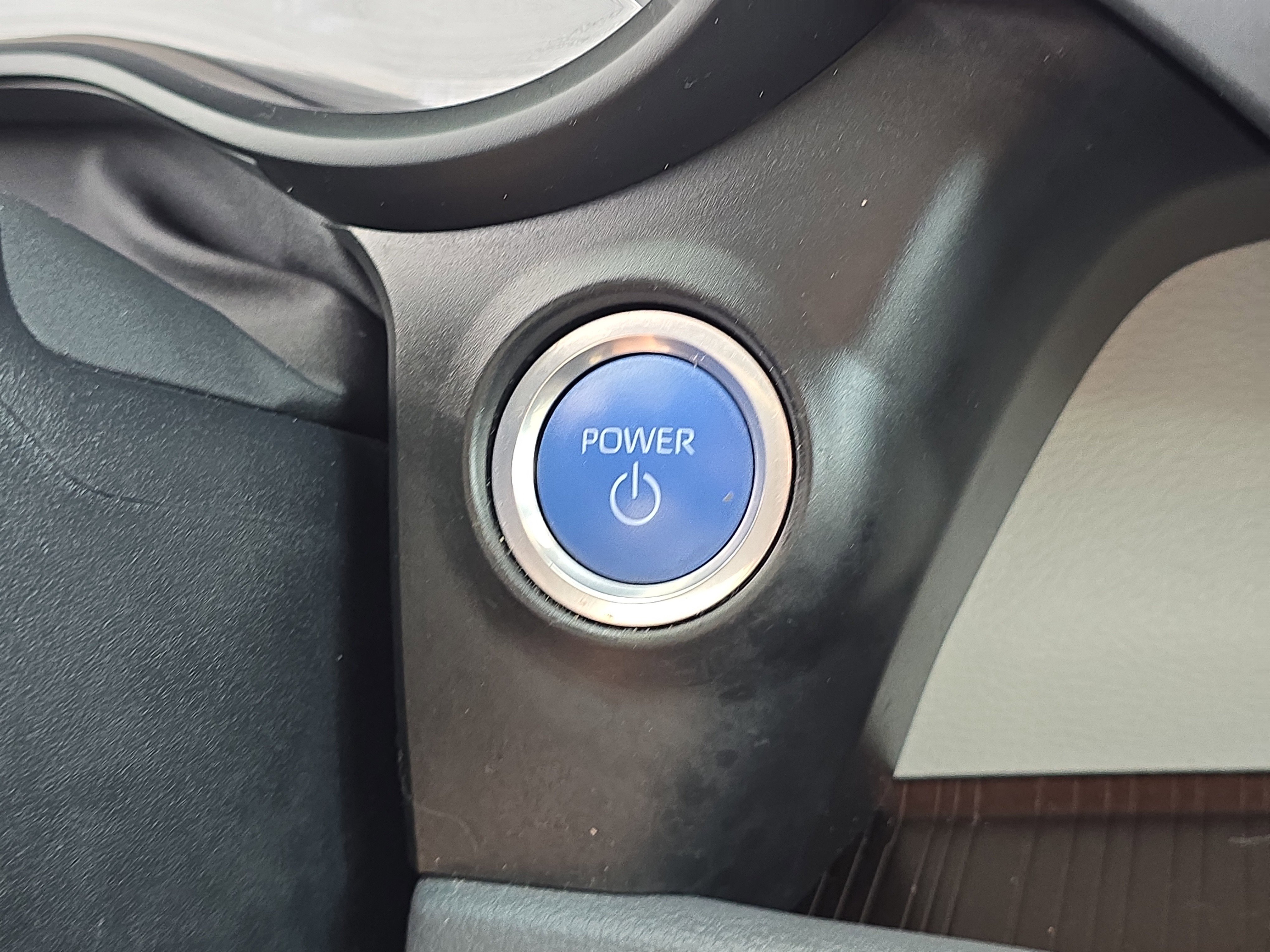Used 2022 Toyota Sienna XLE FWD image 29