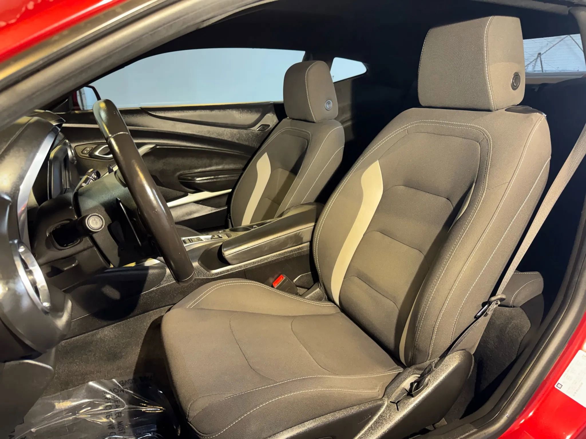 Used 2018 Chevrolet Camaro LT w/ RS Package image 9