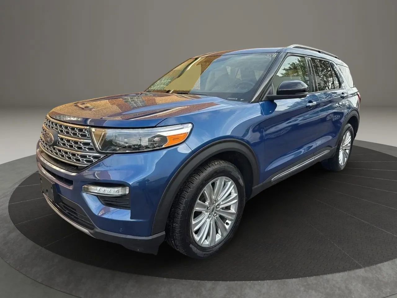 Used 2020 Ford Explorer Limited image 1