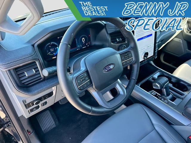 Used 2025 Ford F150 Lightning Flash image 9