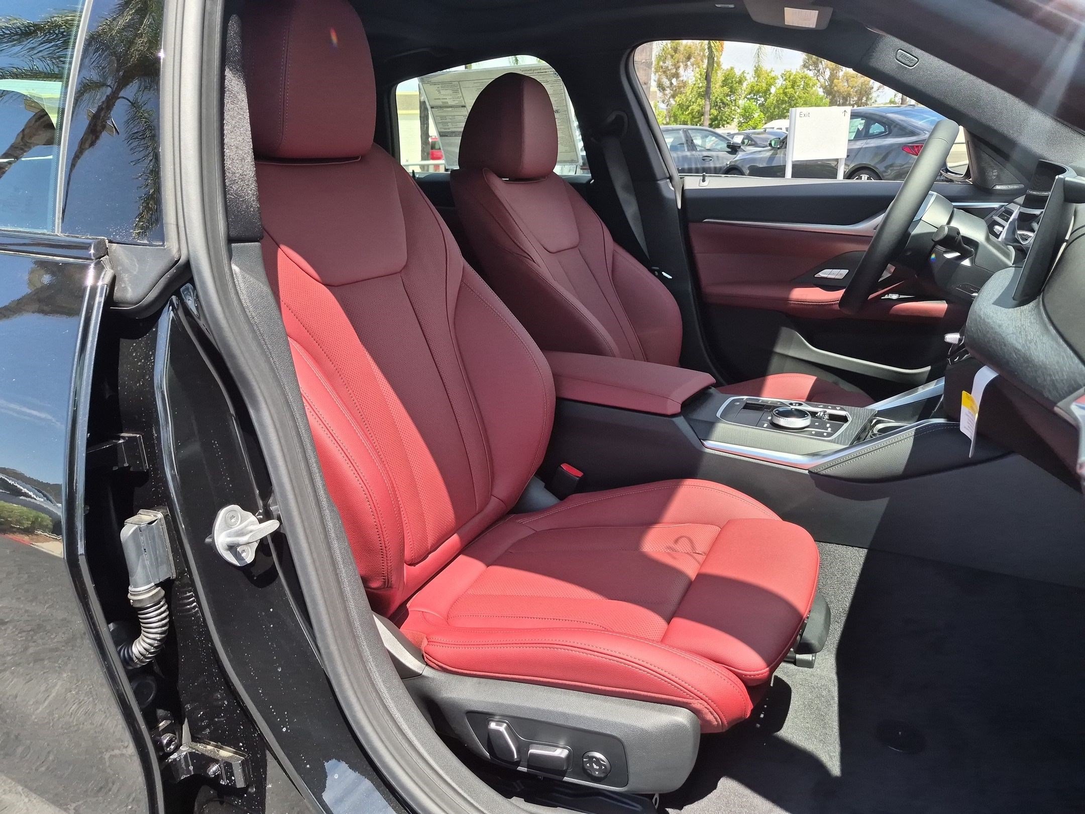 New 2026 BMW i4 eDrive40 w/ M Sport Package RWD image 33