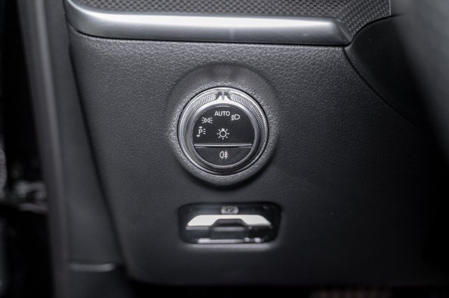 Certified 2026 Mercedes-Benz C 300 4MATIC Sedan image 19