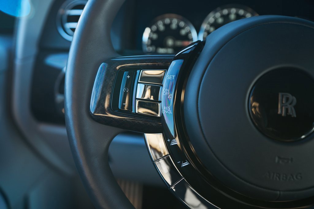 Used 2022 Rolls-Royce Cullinan Black Badge w/ Dark Exterior Package image 58