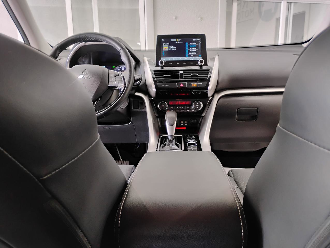 Used 2024 Mitsubishi Eclipse Cross SE image 77