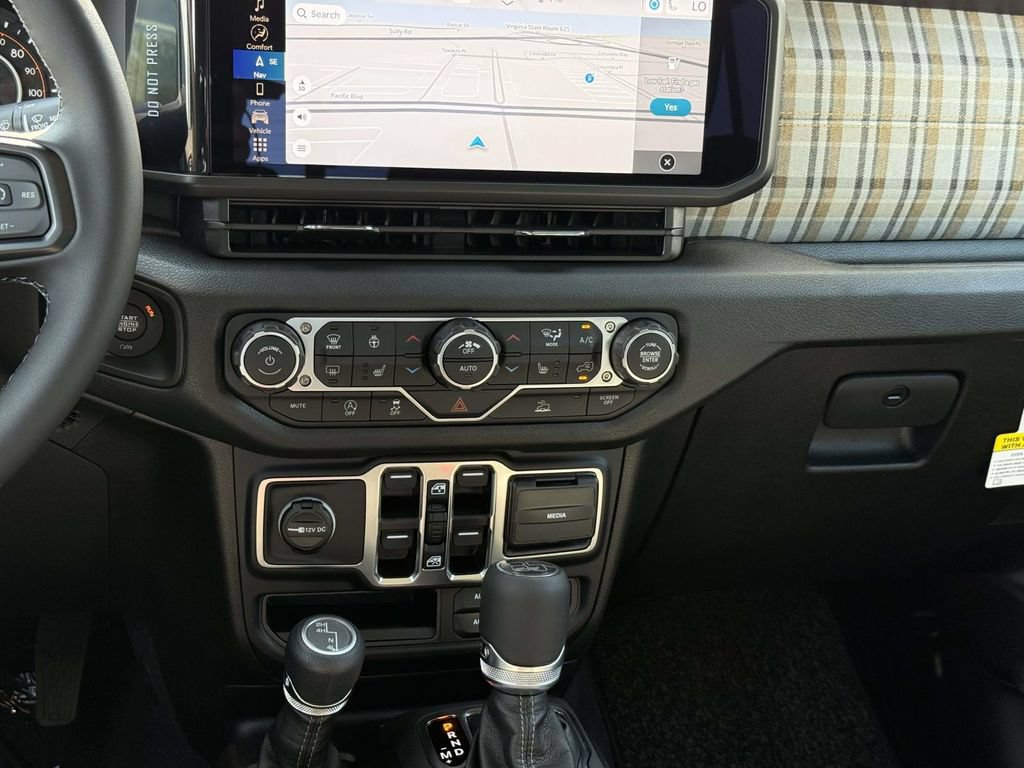 New 2026 Jeep Gladiator Sport AWD/4WD image 20