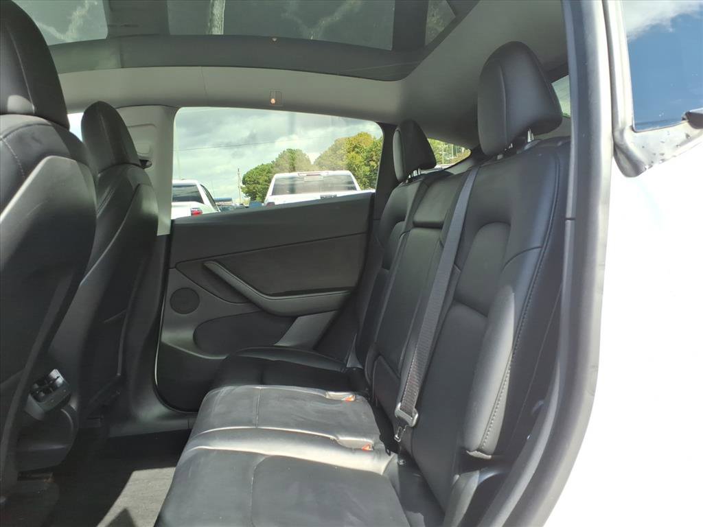 Used 2021 Tesla Model Y Long Range image 22