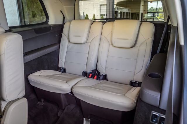 Used 2018 Mercedes-Benz GLS 550 4MATIC image 48