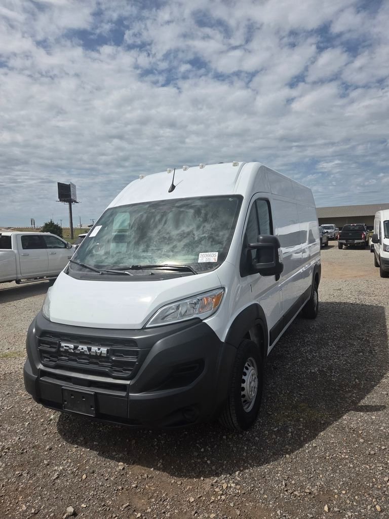 Used 2023 RAM ProMaster 2500 FWD image 1
