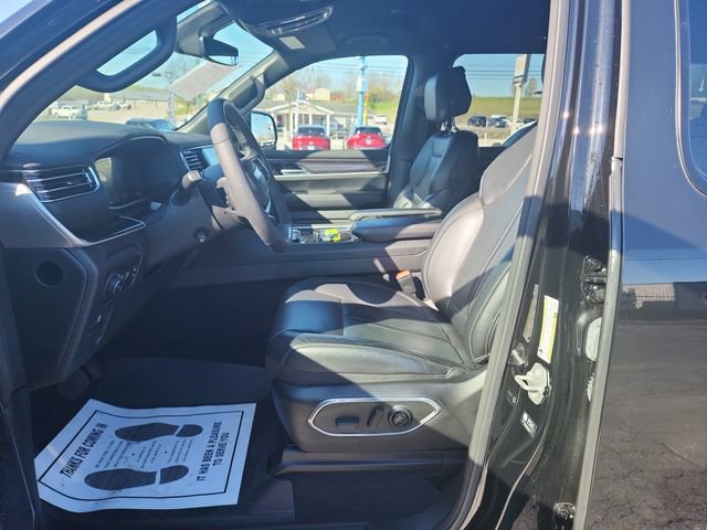 Used 2023 Jeep Wagoneer 4WD image 19