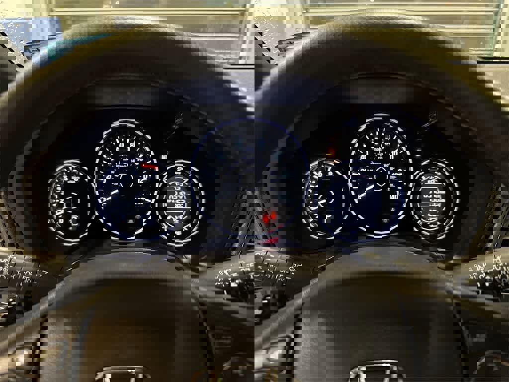 Used 2020 Honda HR-V Sport image 30