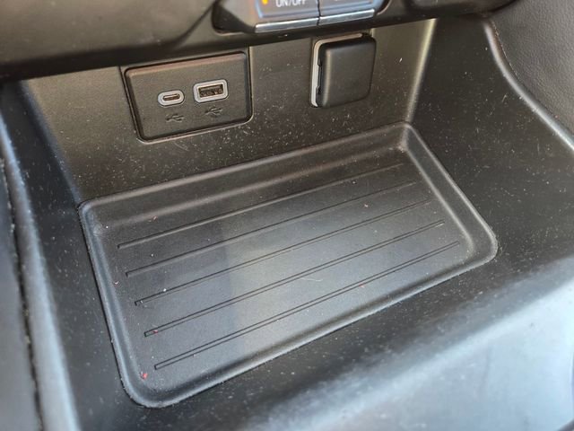 Used 2022 GMC Yukon SLE w/ Gmc Pro Safety Plus Package image 26