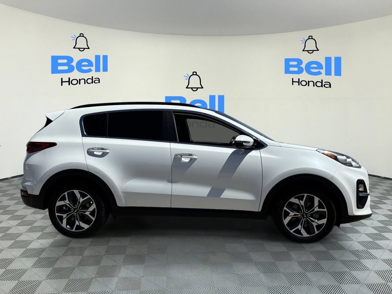 Used 2021 Kia Sportage EX w/ EX Technology Package FWD image 5