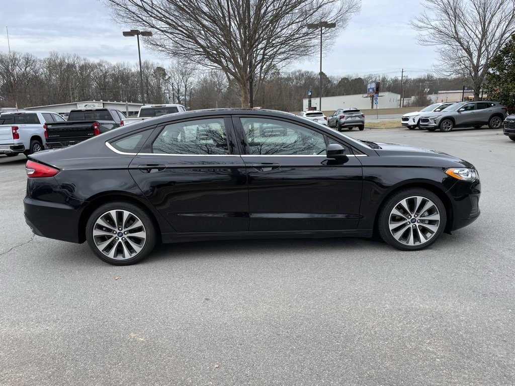 Used 2019 Ford Fusion SE image 8