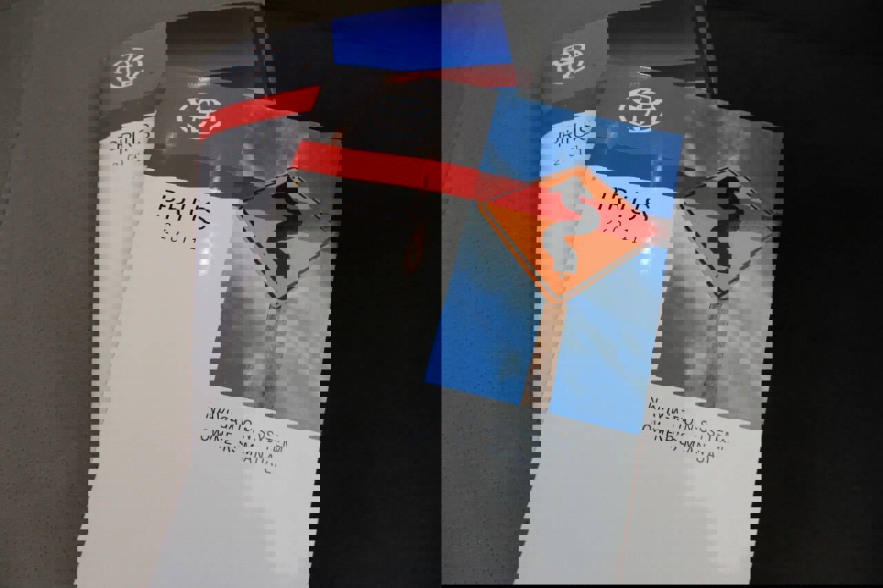 Used 2011 Toyota Prius Three w/ Navigation Pkg image 19