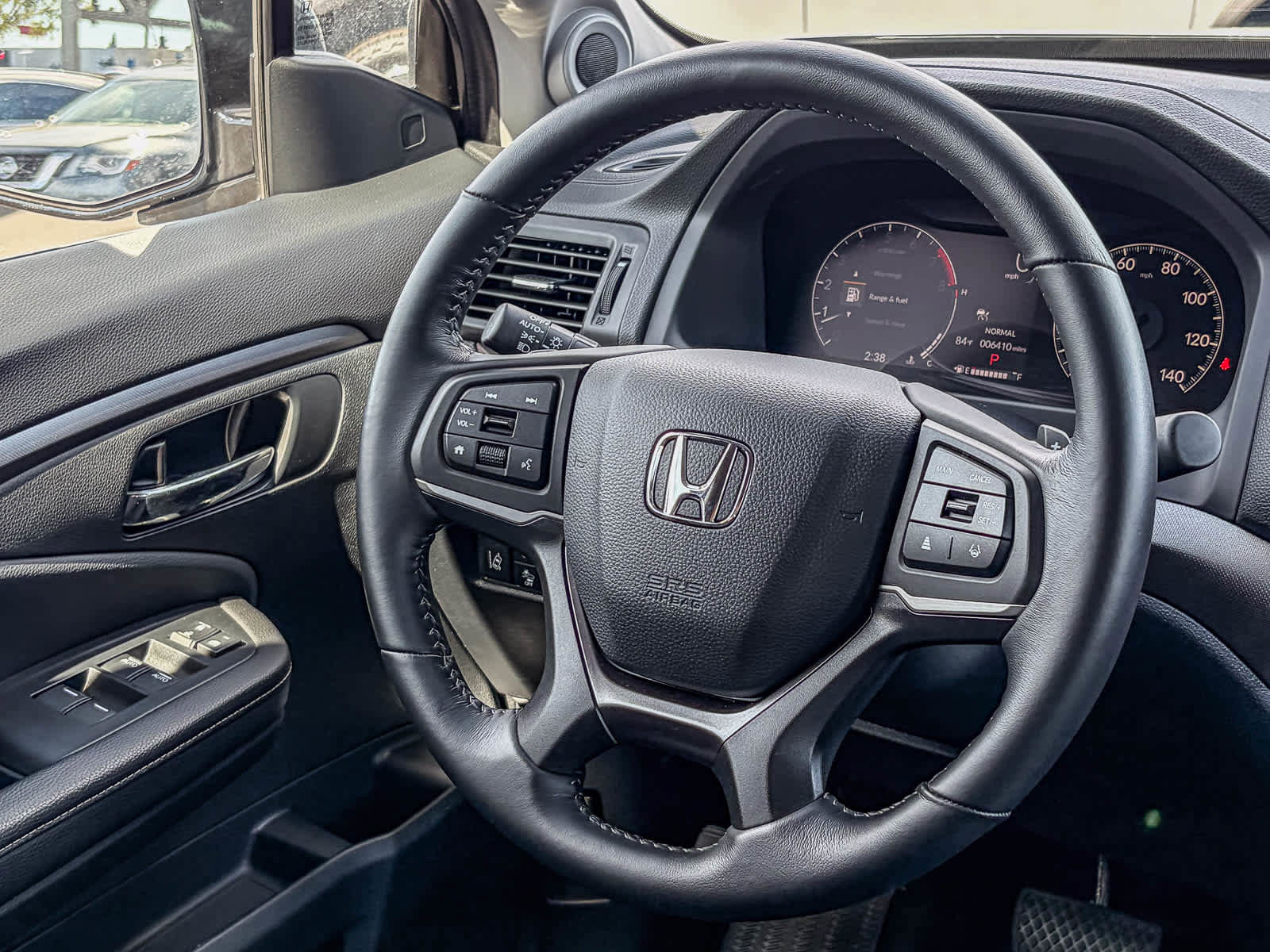 Used 2024 Honda Ridgeline Sport image 14