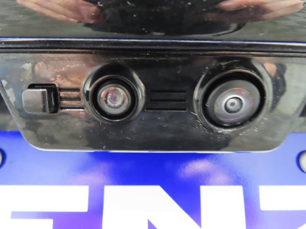 Used 2025 GMC Yukon Denali w/ Denali Reserve Package image 37