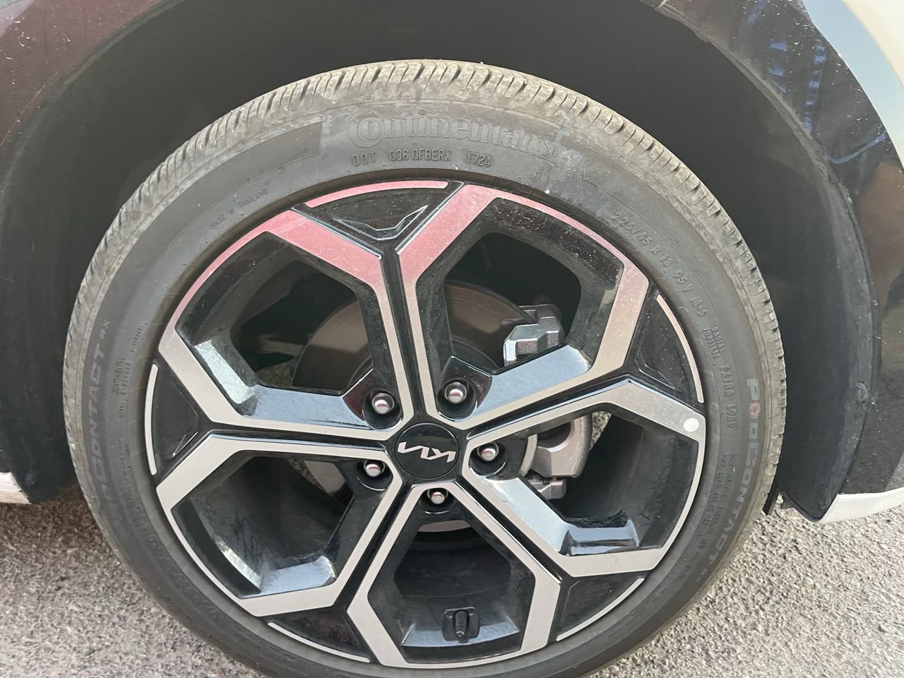 Certified 2025 Kia Niro EX Touring image 4