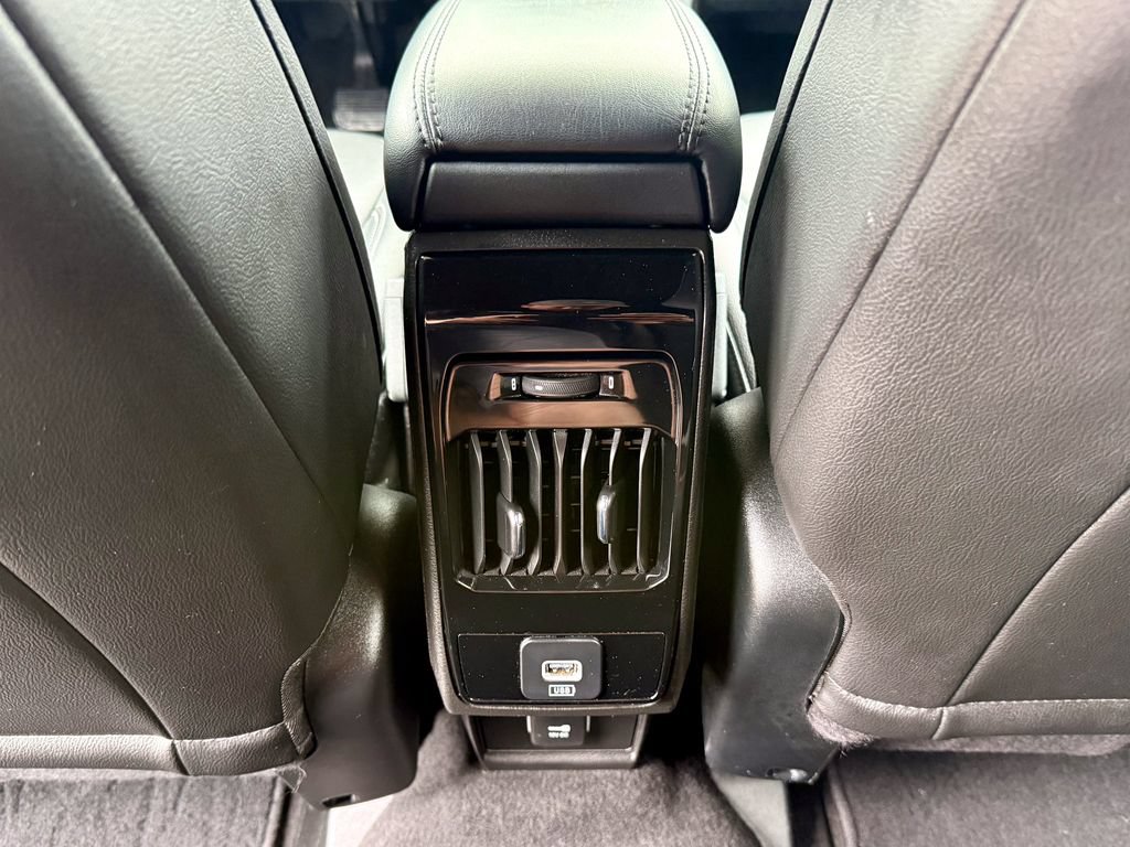 Used 2025 Jeep Compass Limited AWD/4WD image 33