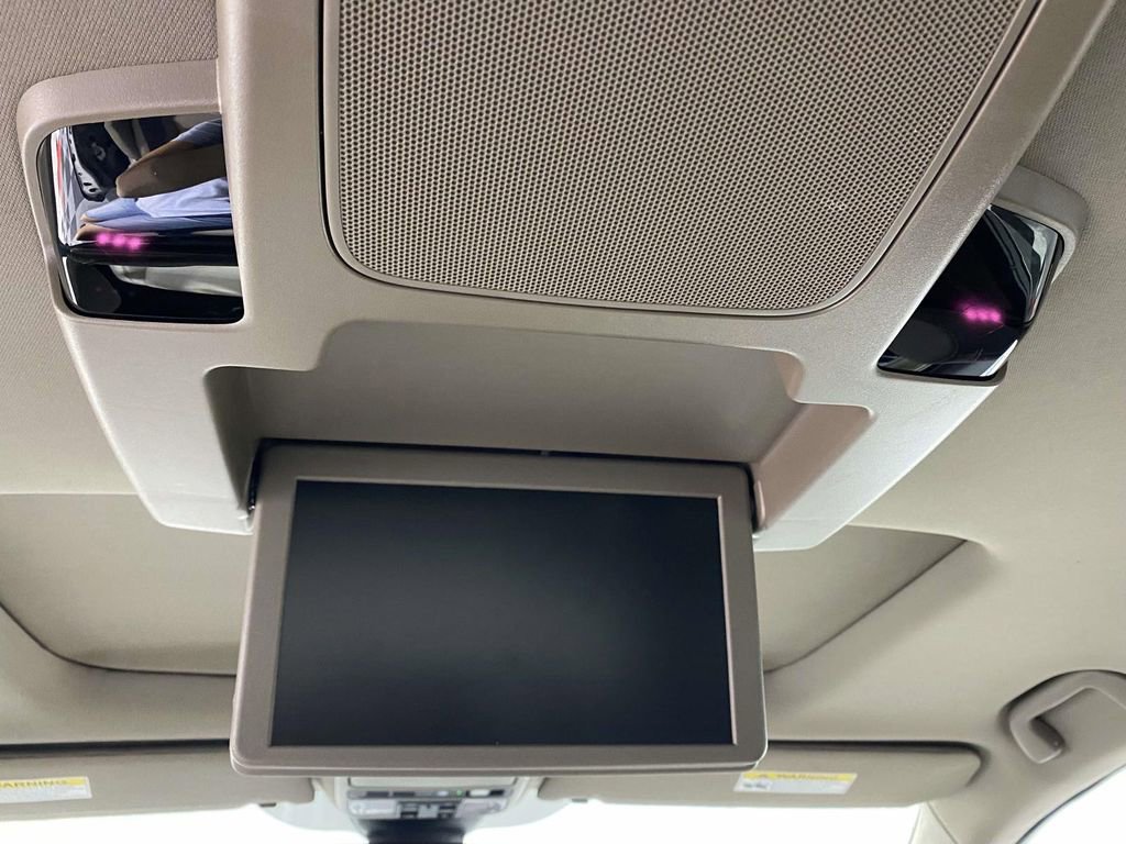 Used 2023 Honda Odyssey Touring image 12