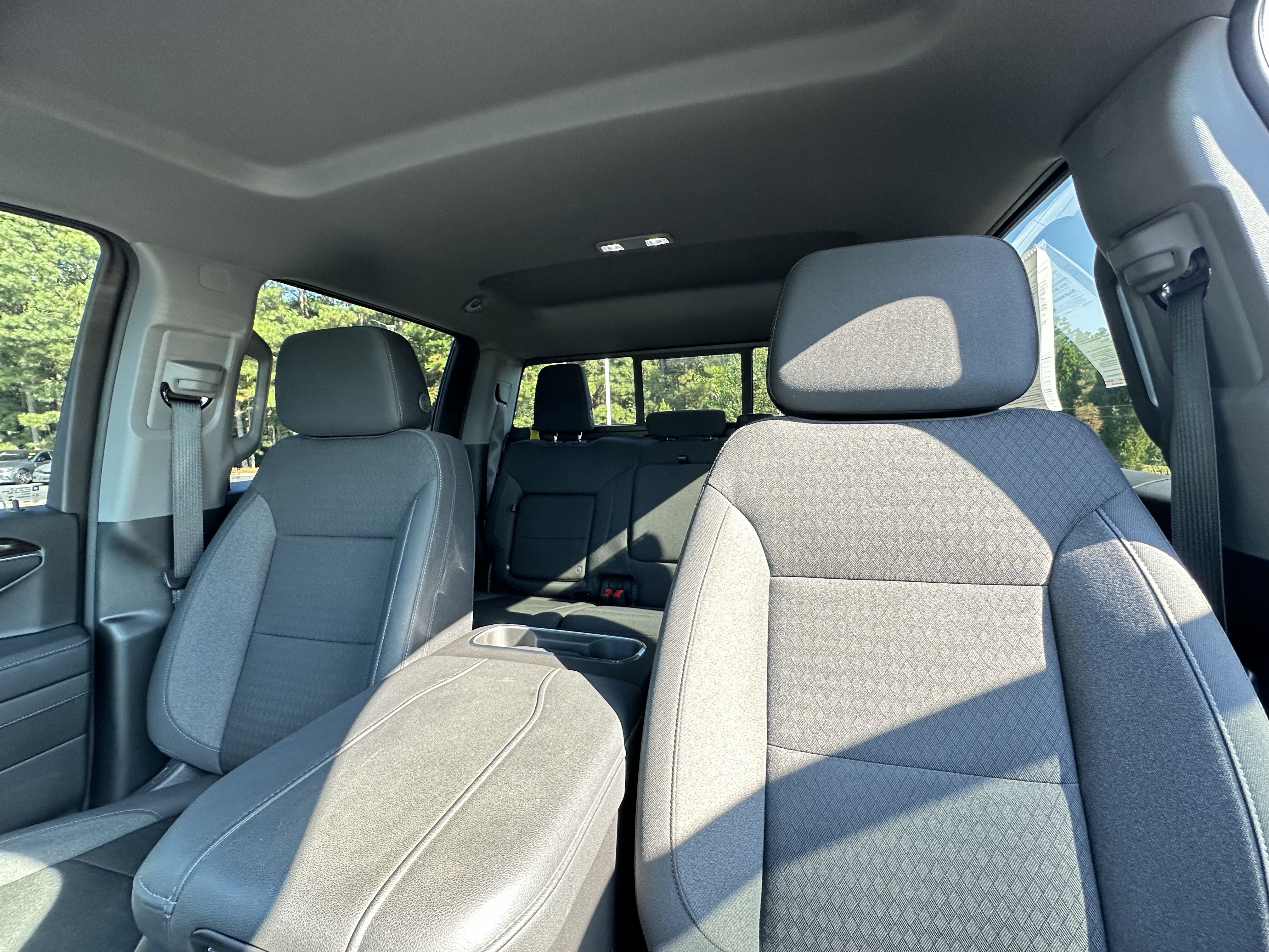 Used 2024 GMC Sierra 1500 Elevation w/ Preferred Package RWD image 7