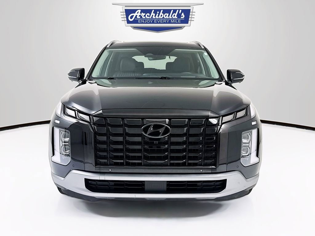 Used 2023 Hyundai Palisade Limited image 2