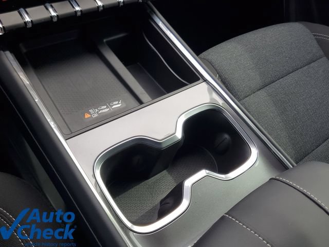 Used 2025 GMC Acadia Elevation w/ Black Edition FWD image 28