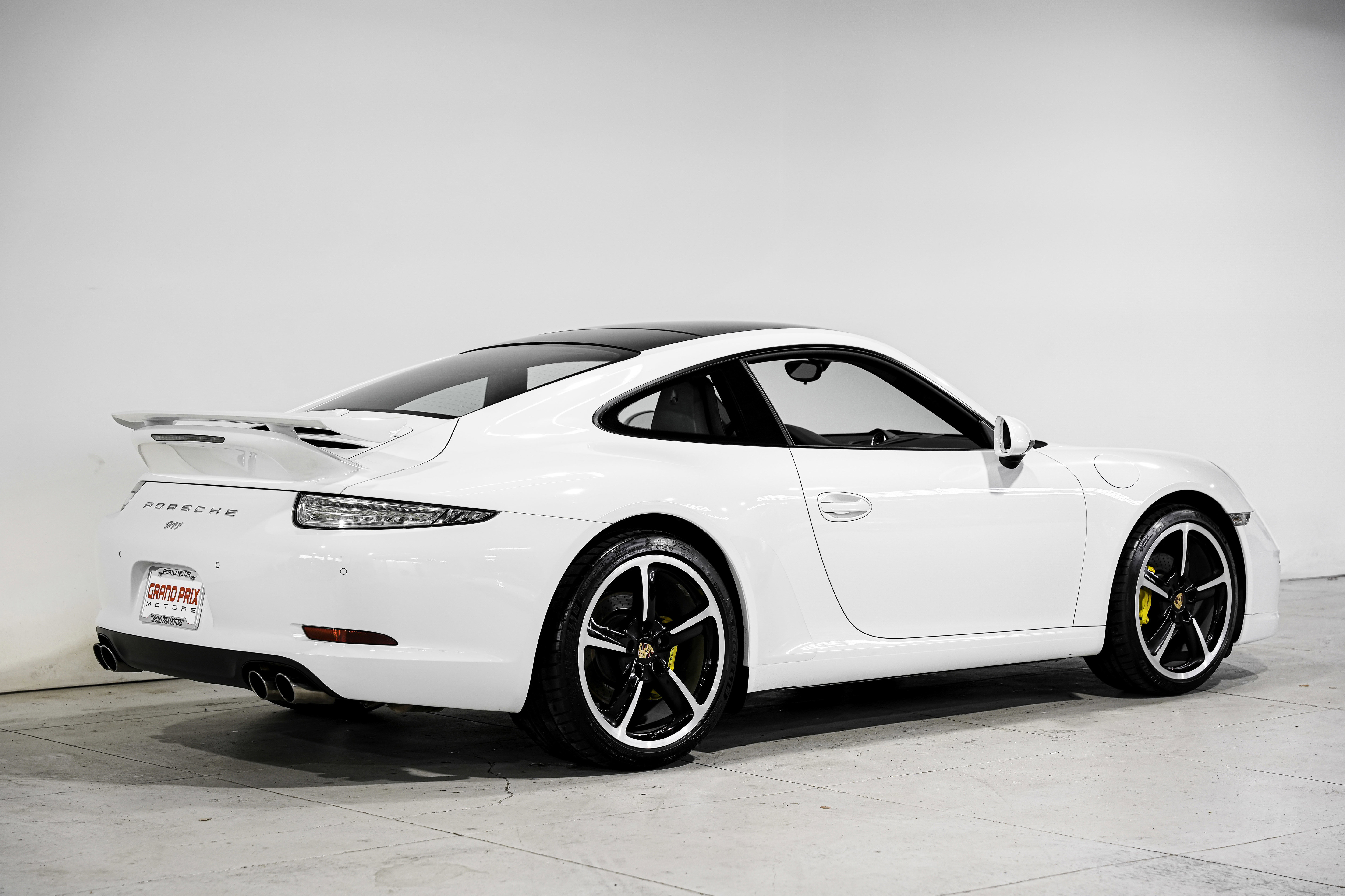 Used 2014 Porsche 911 Carrera image 3