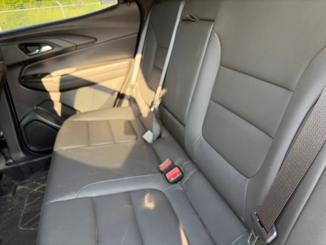Used 2023 Chevrolet TrailBlazer ACTIV w/ Sun and Liftgate Package FWD image 9