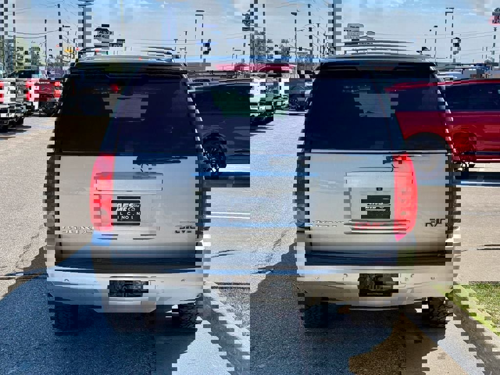 Used 2013 GMC Yukon XL SLT AWD/4WD image 5