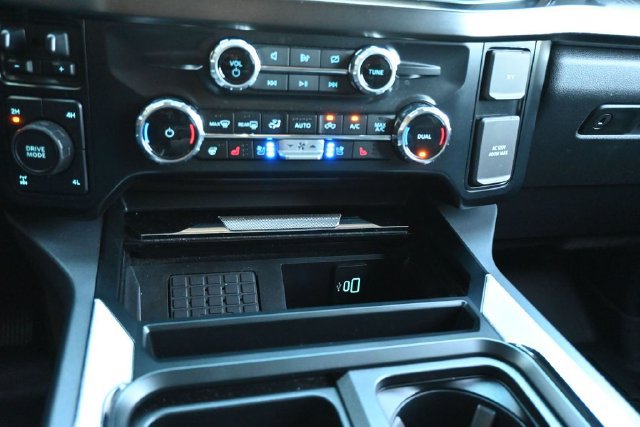 Used 2024 Ford F250 Lariat w/ Lariat Ultimate Package AWD/4WD image 12