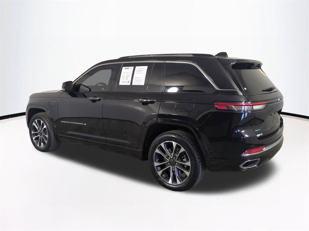 Used 2022 Jeep Grand Cherokee Overland w/ Advanced Protech Group III image 7