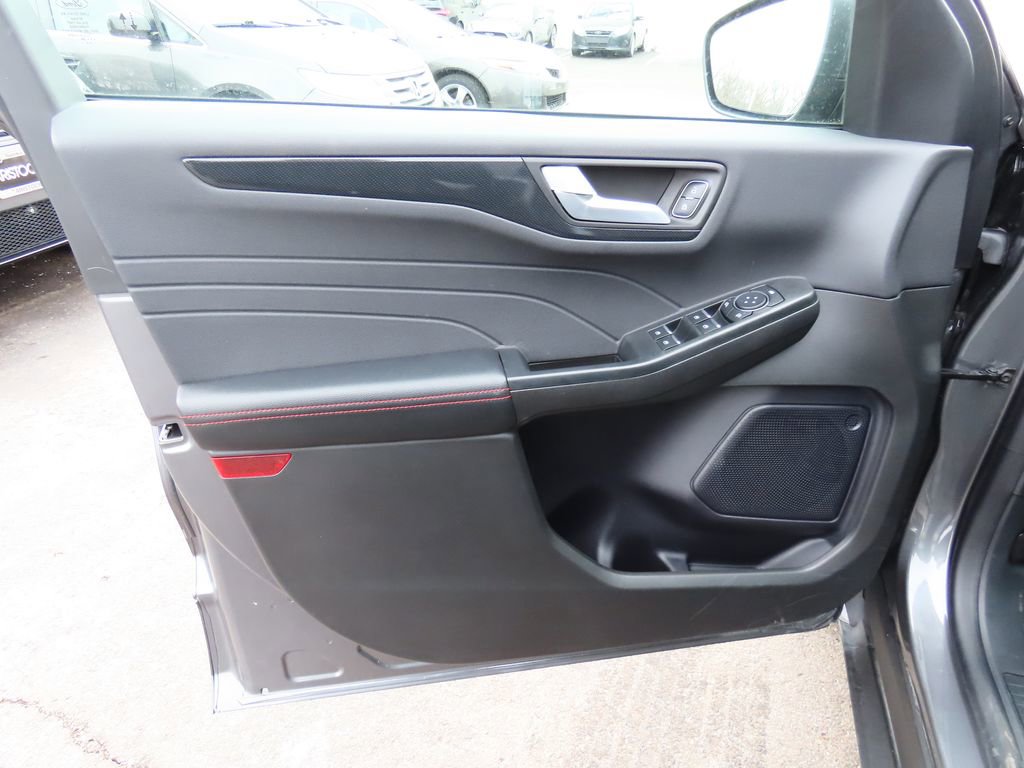 Used 2024 Ford Escape ST-Line w/ Tech Pack #1 image 22