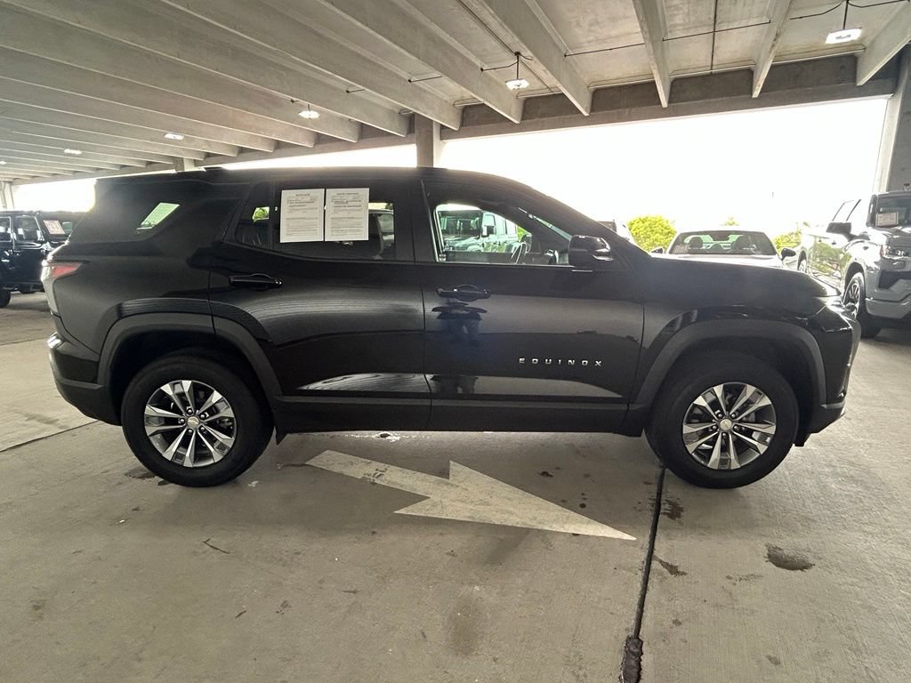 Used 2025 Chevrolet Equinox LT FWD image 6