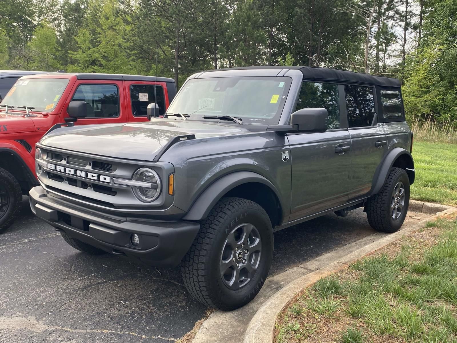 Used 2024 Ford Bronco Big Bend image 3
