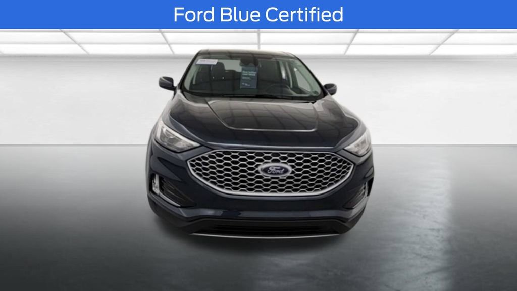 Used 2023 Ford Edge SEL w/ Convenience Package image 2