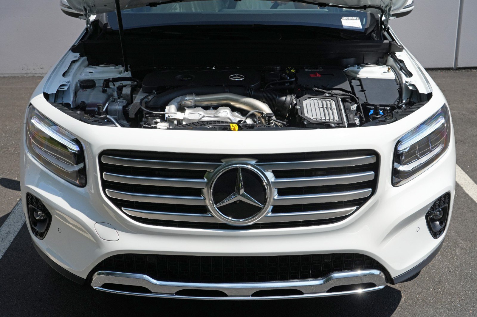 Used 2025 Mercedes-Benz GLB 250 image 7