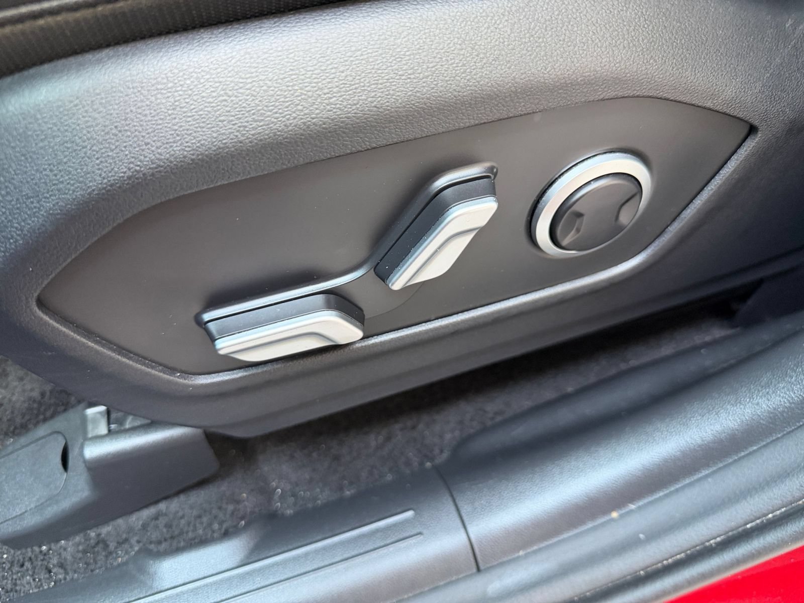 Used 2025 Hyundai Santa Fe SEL AWD/4WD image 21