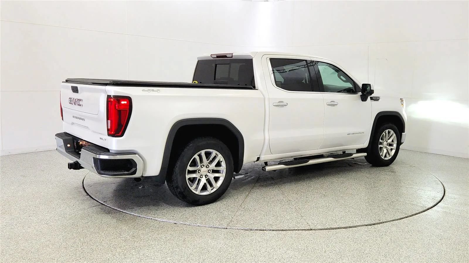Used 2020 GMC Sierra 1500 SLT w/ SLT Convenience Package AWD/4WD image 7