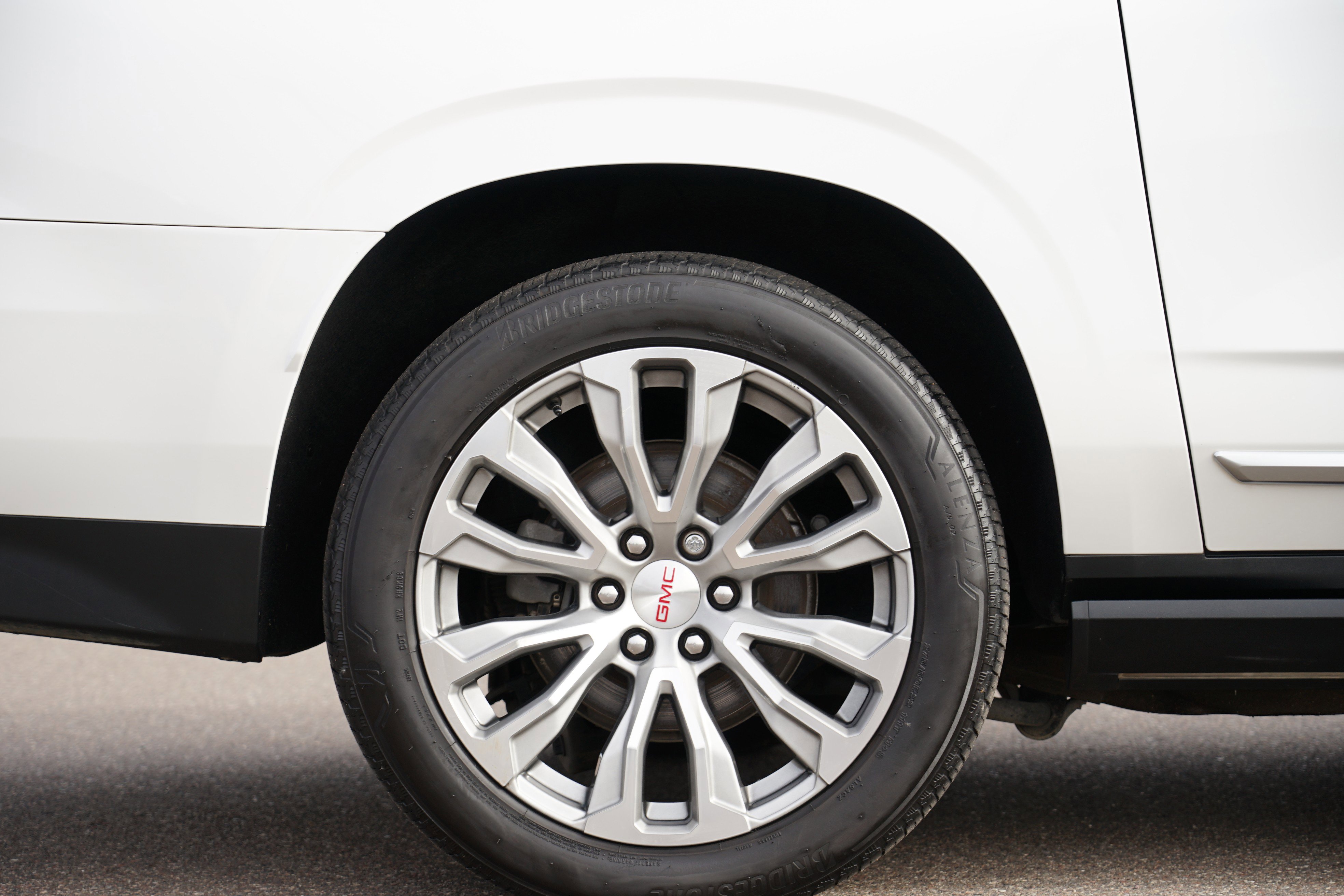 Used 2021 GMC Yukon XL Denali w/ Denali Ultimate Package image 11